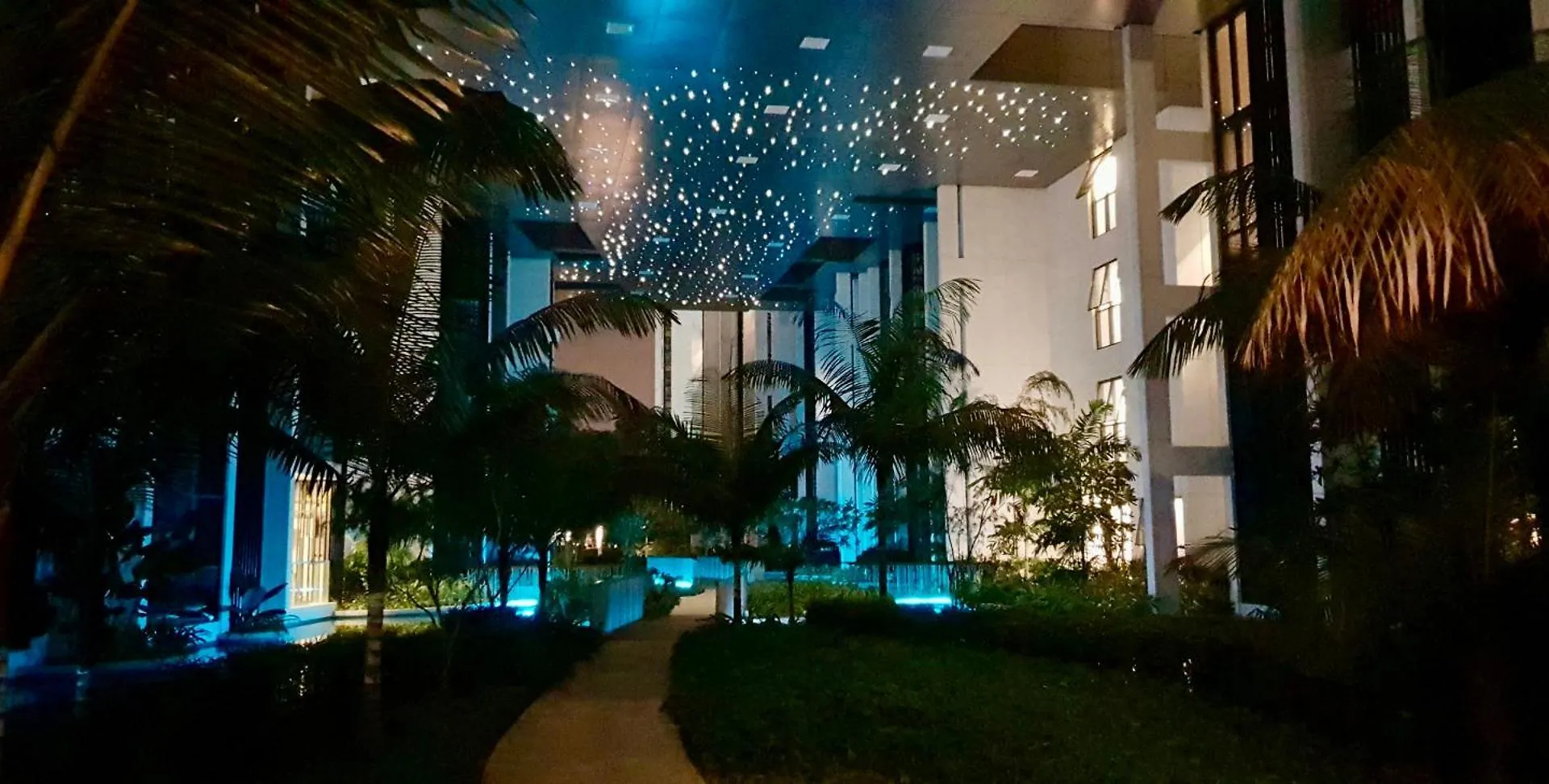 Mcity Jalan Ampang Klcc Kuala Lumpur 0*,  Malezya